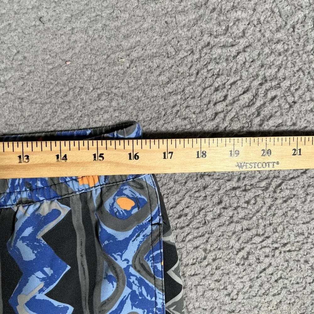 Quiksilver Shorts Mens‎ Large Blue Southwestern Geometric Swim Surf Beach Logo